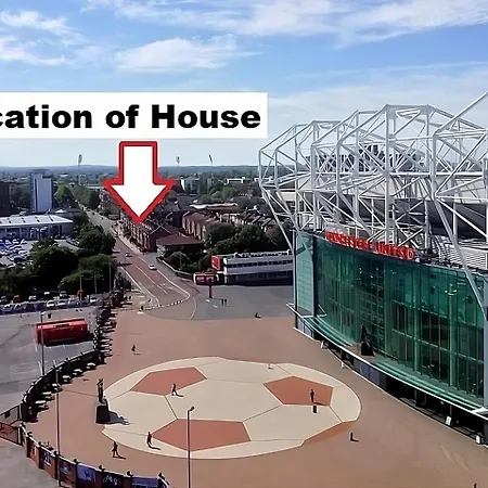 Entire Luxury Home In Old Trafford, Next To Mufc Манчестер Экстерьер фото